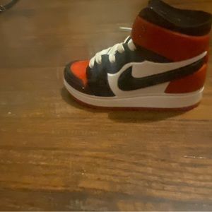 Jordan style Bluetooth speaker